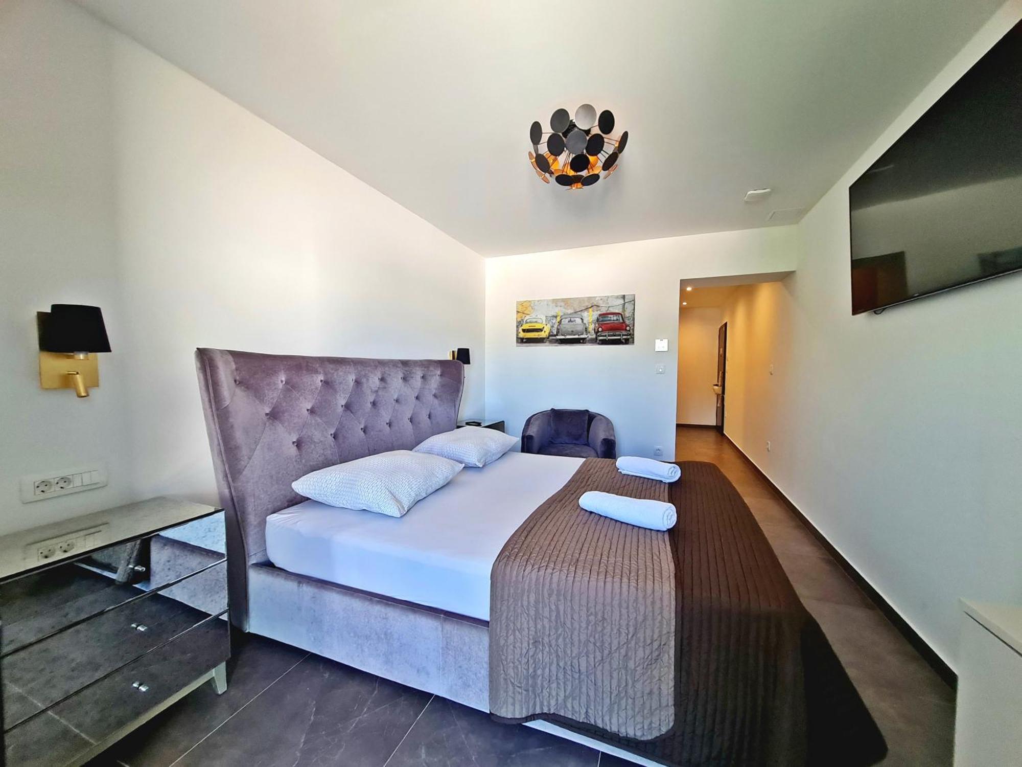 Azzurro Luxury Rooms Трогир Екстериор снимка