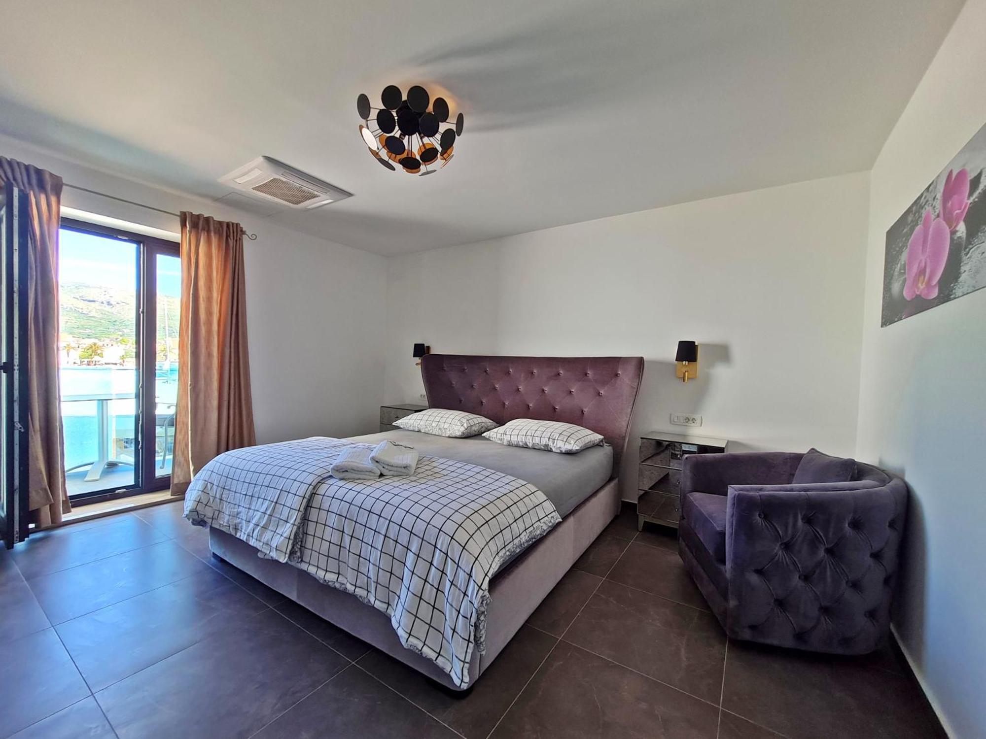 Azzurro Luxury Rooms Трогир Екстериор снимка