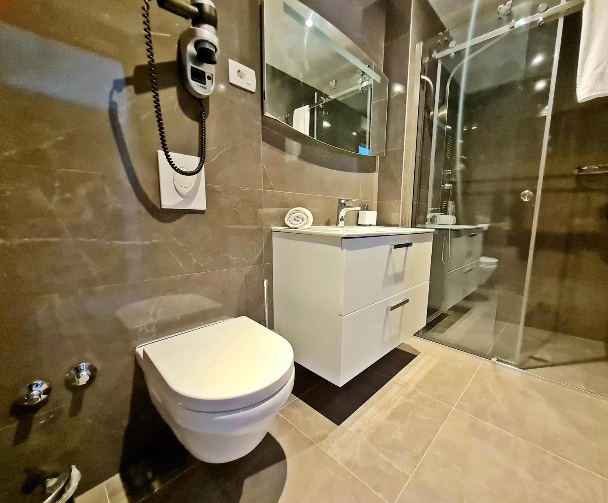 Azzurro Luxury Rooms Трогир Екстериор снимка
